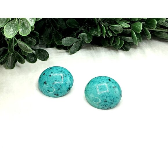 Vintage Turquoise Resin Clip On Earrings Dome Round Button Style - Picture 1 of 4